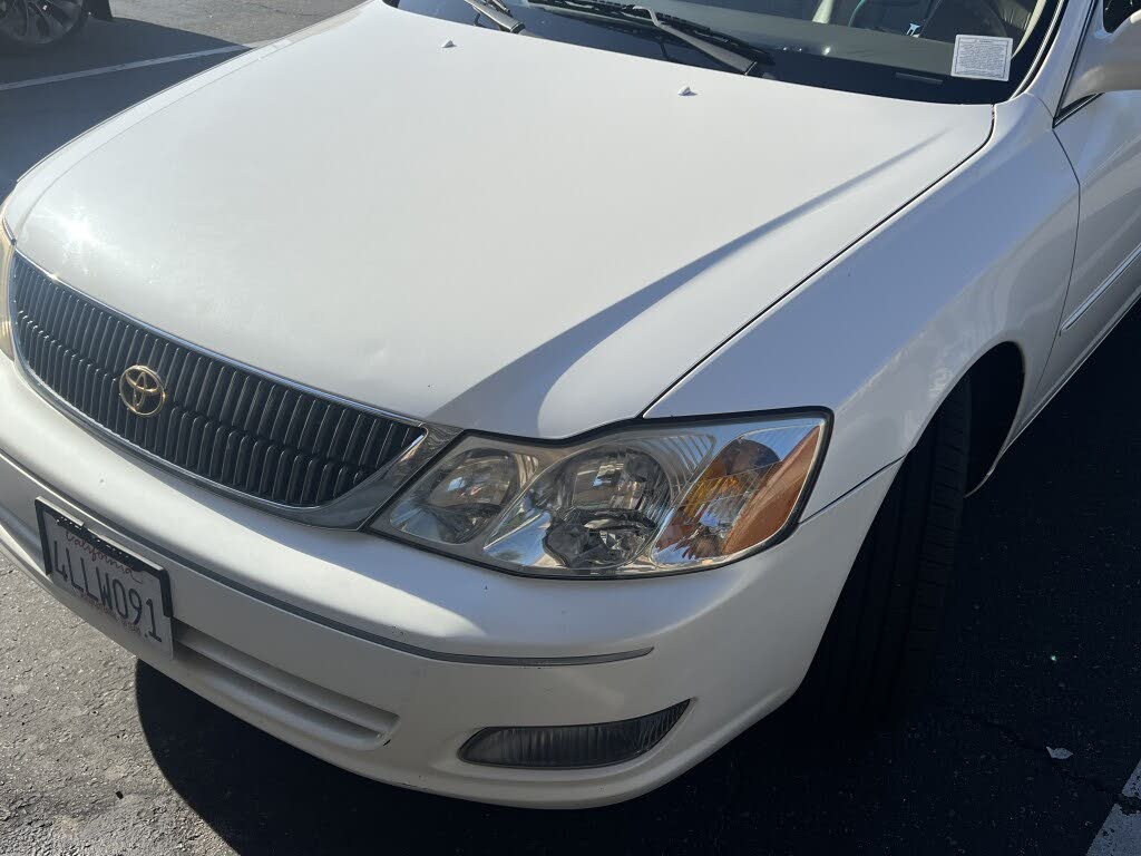 2000 Toyota Avalon XLS