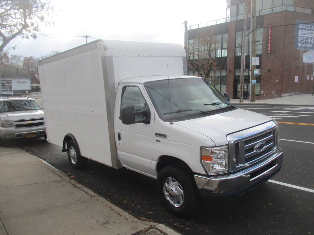 2011 Ford E-Series Chassis E-350 SD Cutaway 138 DRW RWD