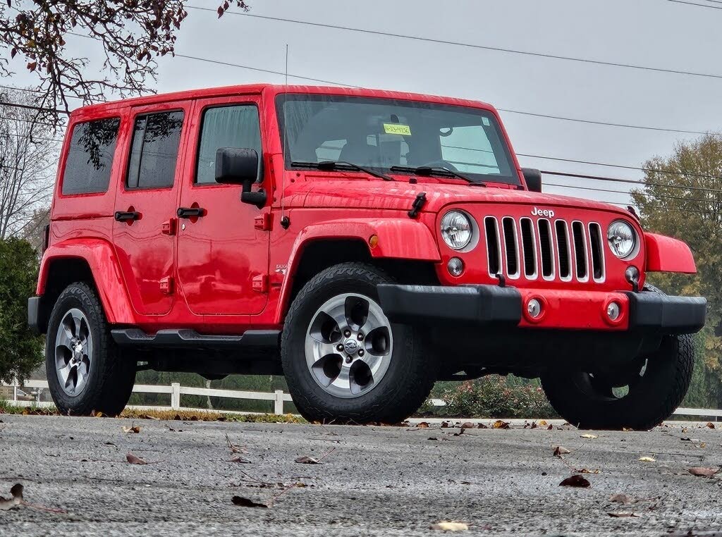 2016 Jeep Wrangler Unlimited Sahara 4WD