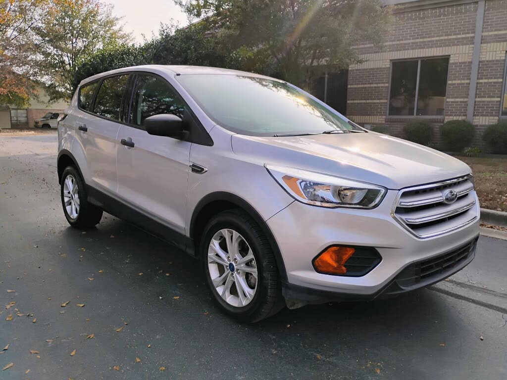 2017 Ford Escape S FWD