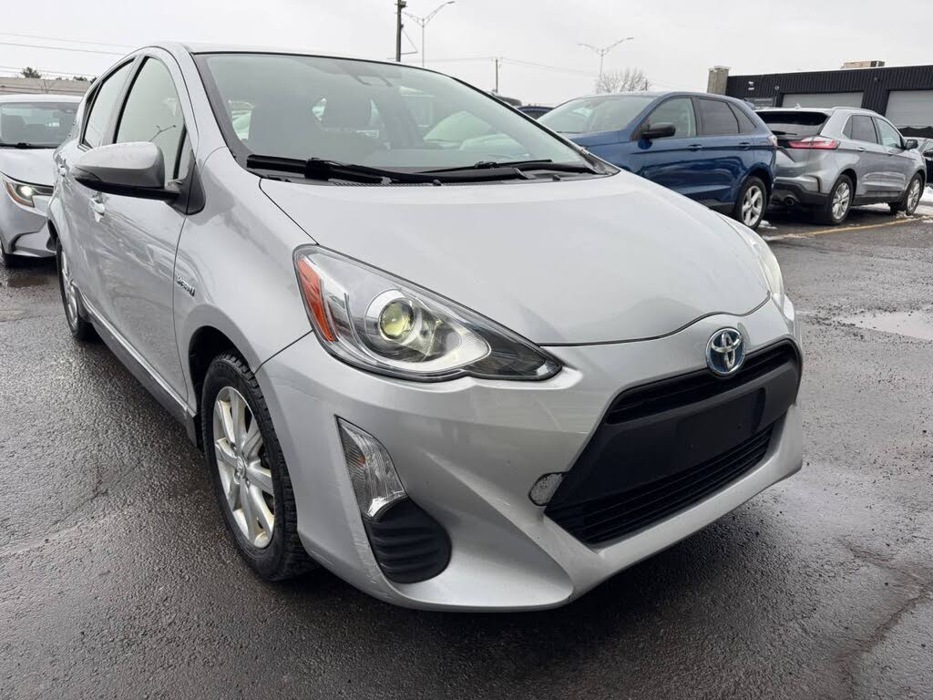 2017 Toyota Prius c Four