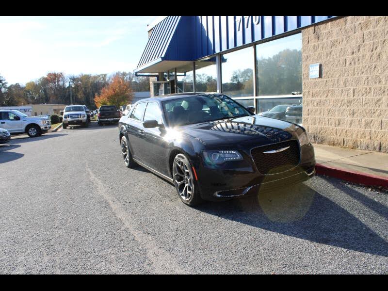 2018 Chrysler 300 Touring RWD