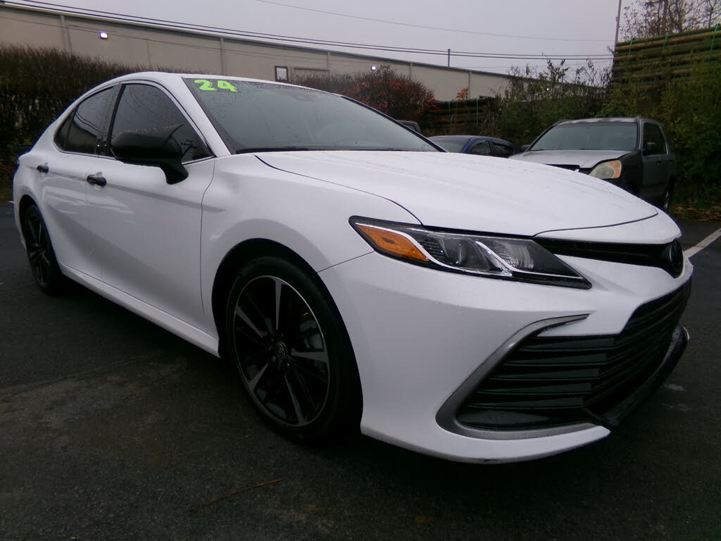 2024 Toyota Camry LE FWD