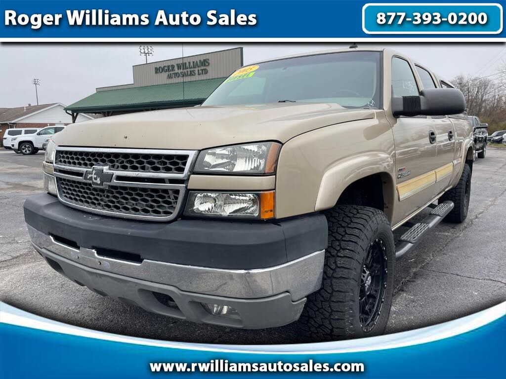 2005 Chevrolet Silverado 2500HD LT Crew Cab RWD
