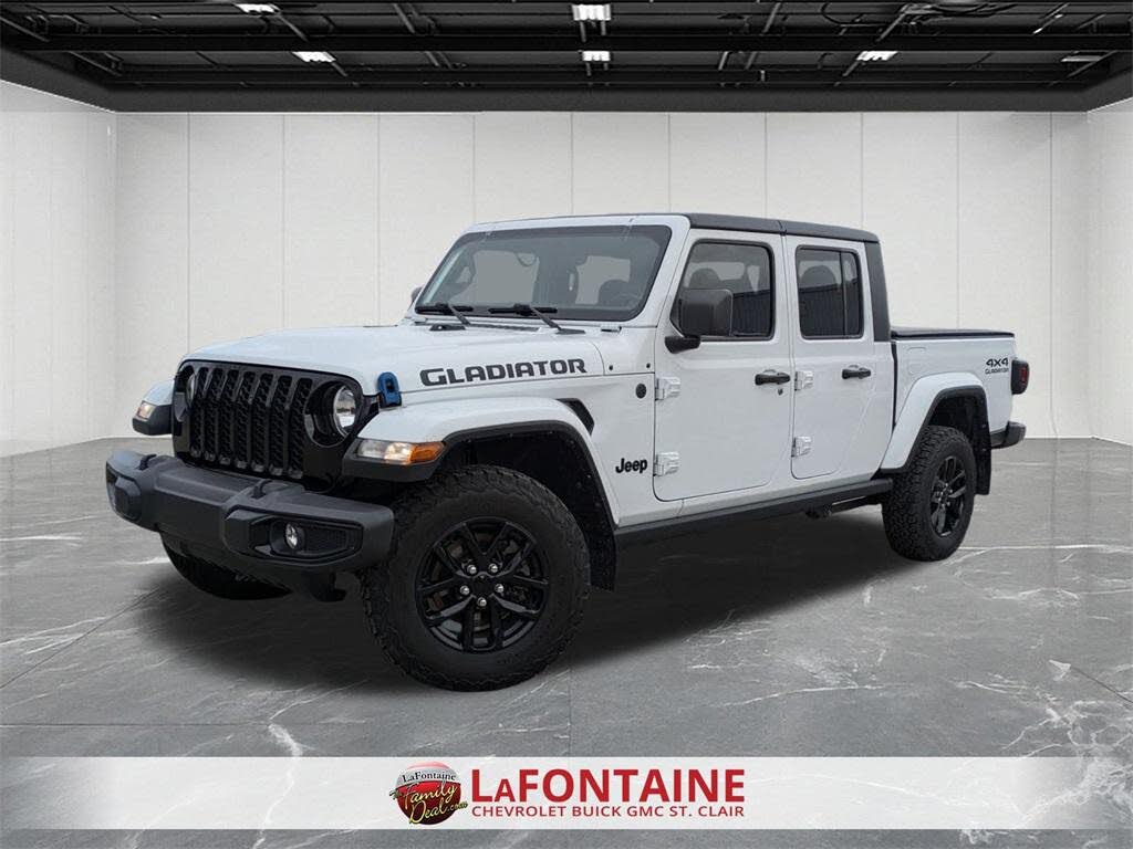 2022 Jeep Gladiator Altitude Crew Cab 4WD