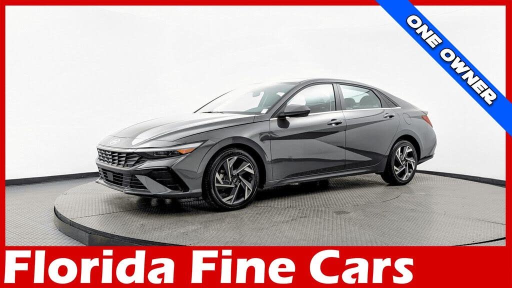 2025 Hyundai Elantra SEL Convenience FWD