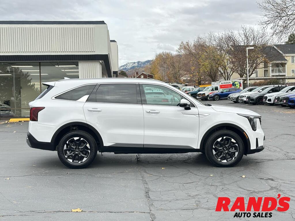 2025 Kia Sorento S AWD