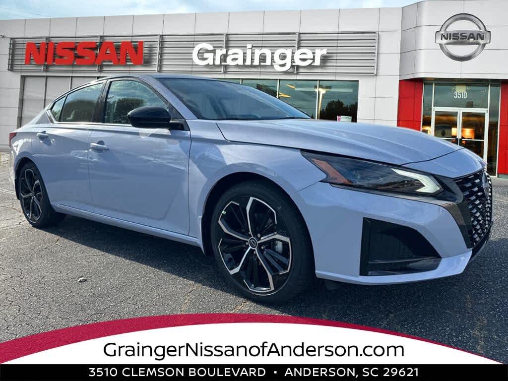 2025 Nissan Altima 2.5 SR FWD