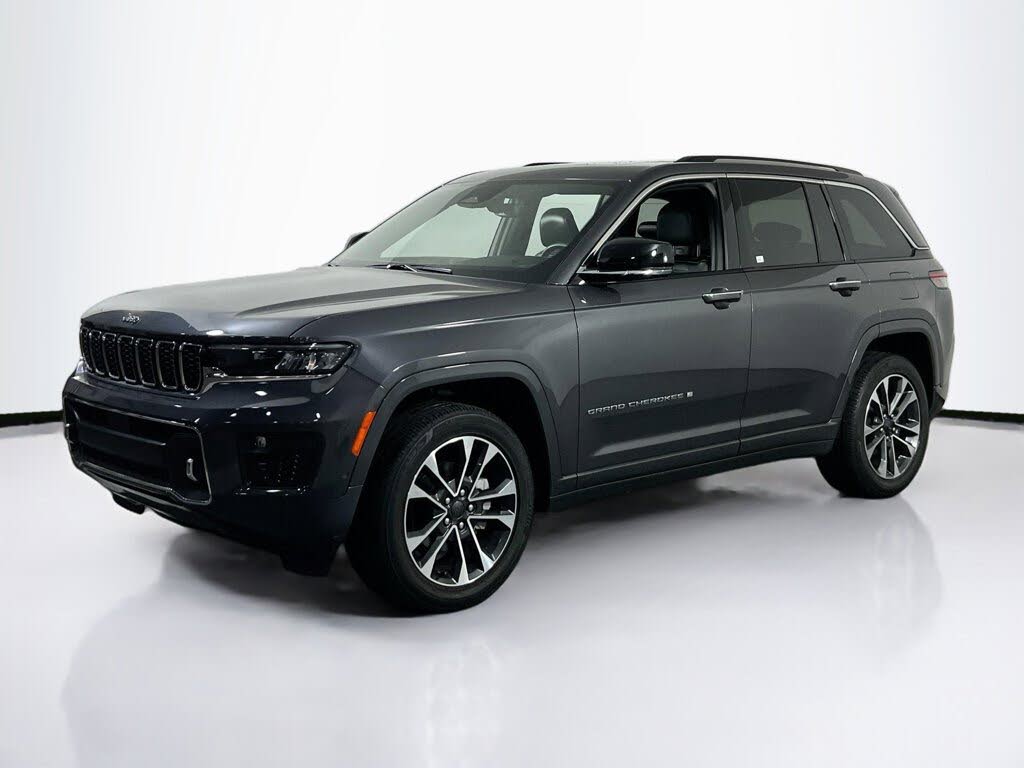 2022 Jeep Grand Cherokee Overland 4WD