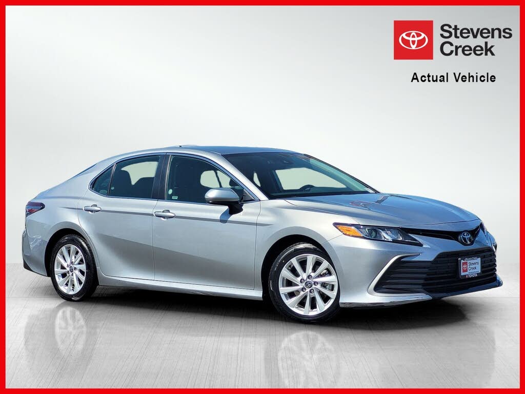 2024 Toyota Camry LE FWD