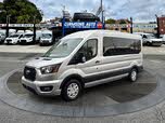 Ford Transit Passenger 350 XLT Medium Roof LB RWD