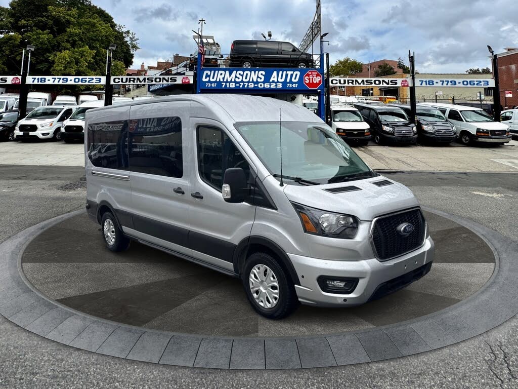 2024 Ford Transit Passenger 350 XLT Medium Roof LB RWD