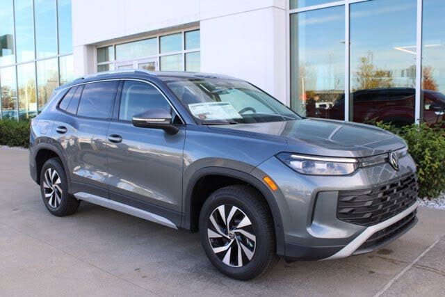 2025 Volkswagen Tiguan S 4Motion