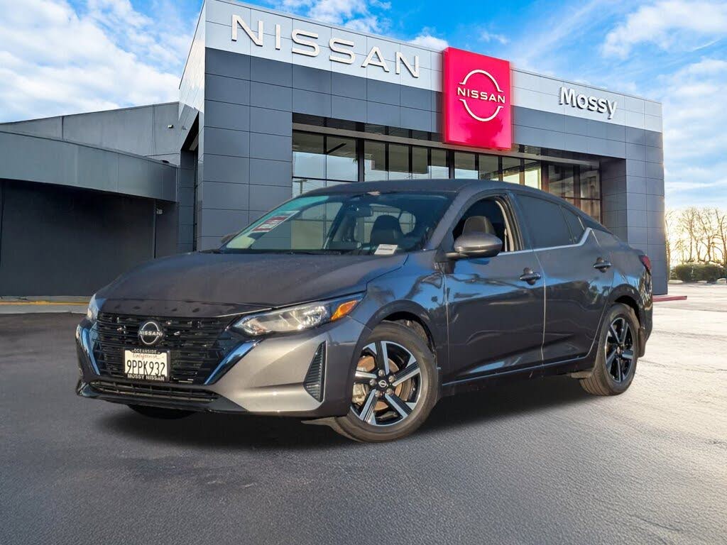 2025 Nissan Sentra SV FWD