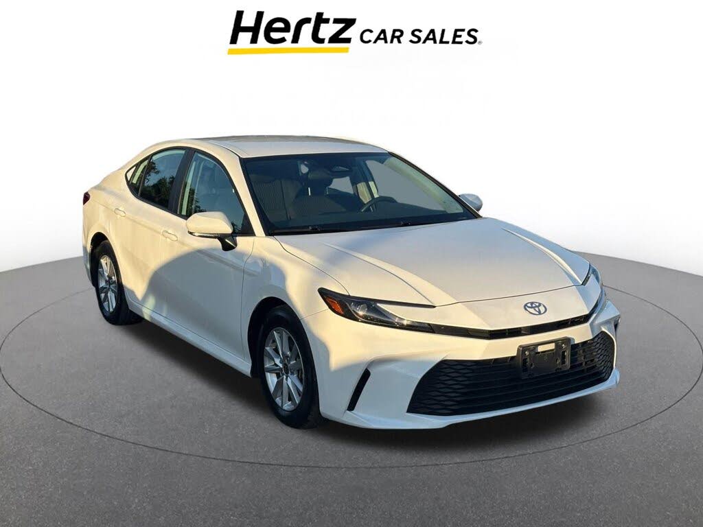 2025 Toyota Camry LE FWD