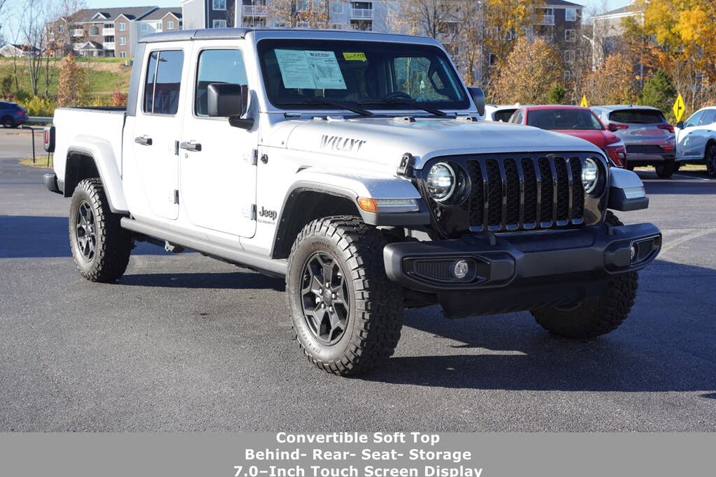 2022 Jeep Gladiator Willys Crew Cab 4WD