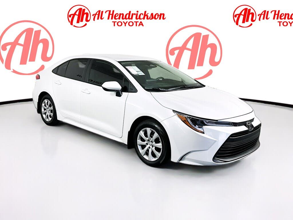2025 Toyota Corolla LE FWD