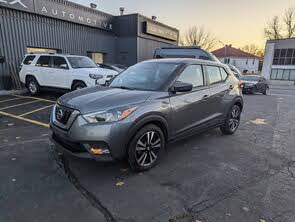 Nissan Kicks SV FWD