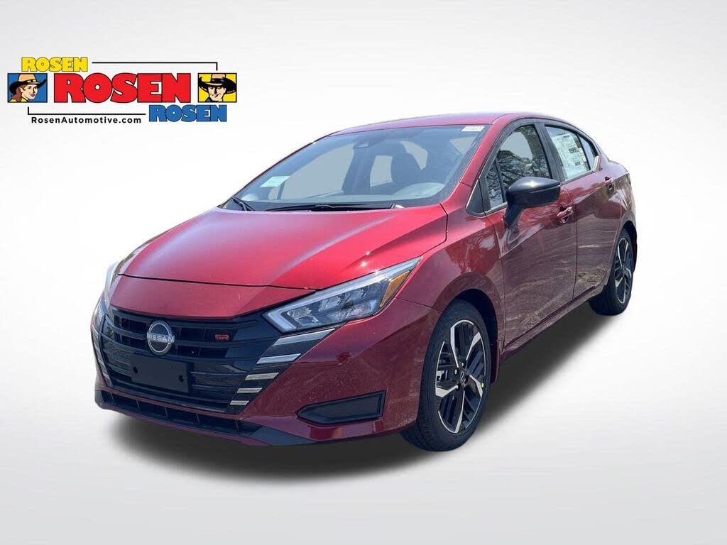 2025 Nissan Versa SR FWD