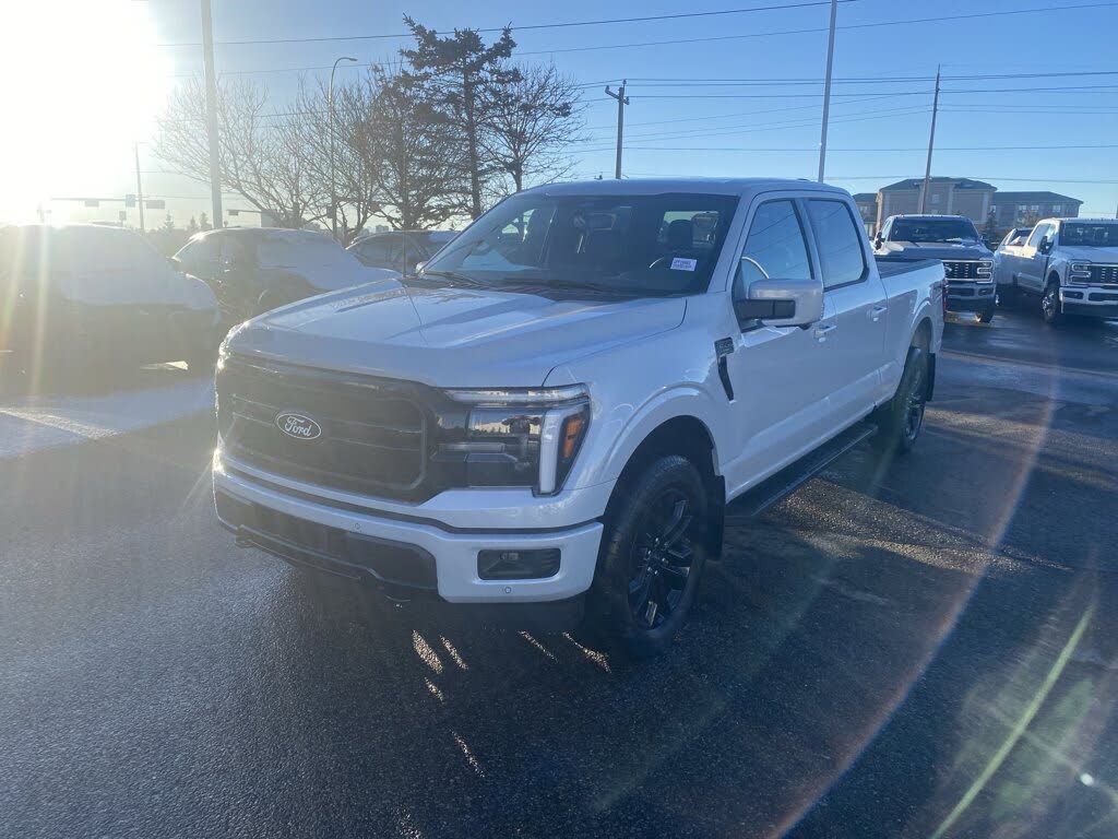 2025 Ford F-150 Lariat SuperCrew 4WD