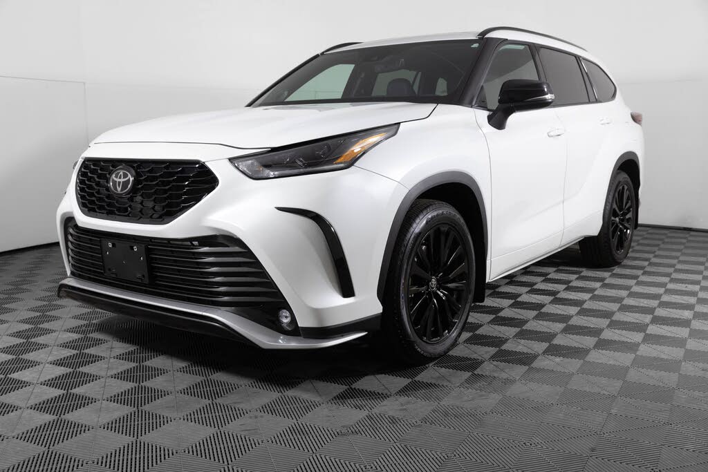 2024 Toyota Highlander XSE AWD