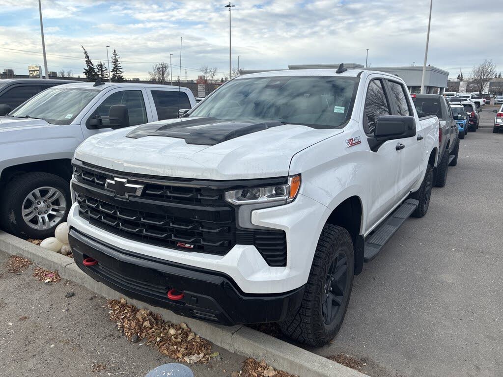 2025 Chevrolet Silverado 1500 LT Trail Boss Crew Cab 4WD