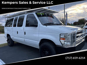 Ford E-Series E-350 XLT Super Duty Passenger Van