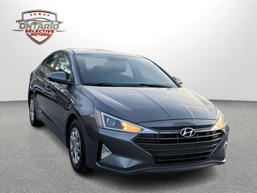 2019 Hyundai Elantra Essential FWD