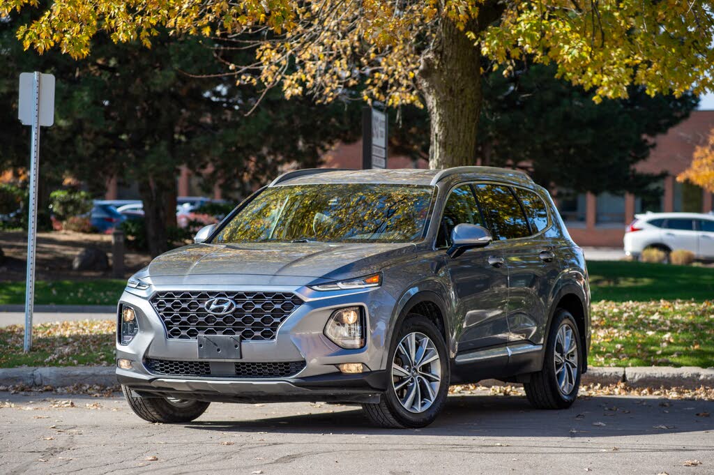 2019 Hyundai Santa Fe 2.4L Preferred AWD with Dark Chrome Accent
