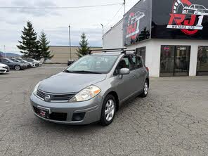 Nissan Versa SL Hatchback