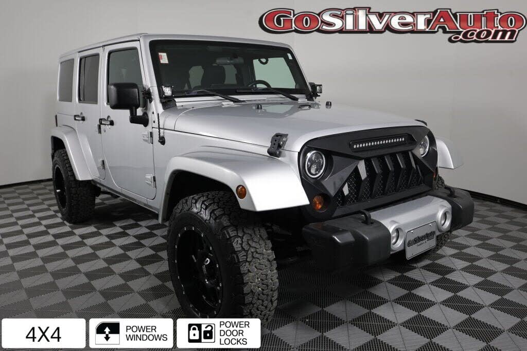 2011 Jeep Wrangler Unlimited Sahara 4WD