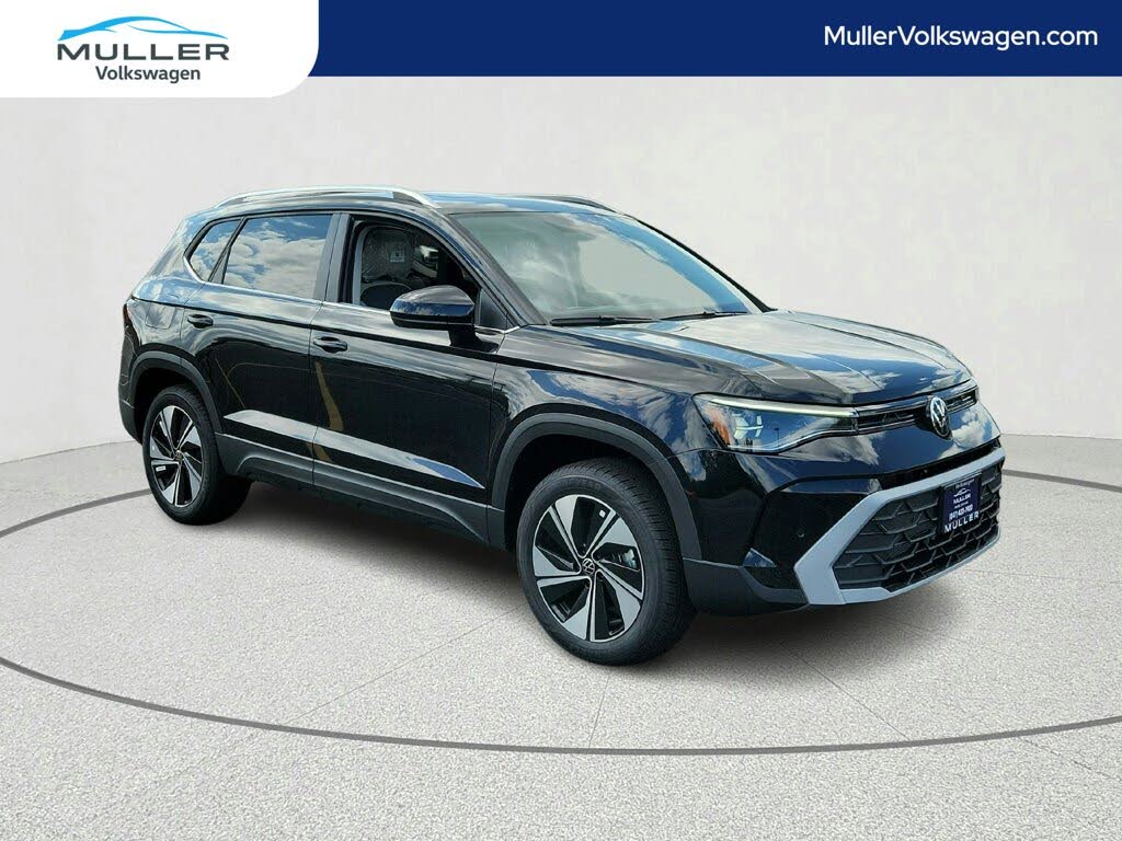 2025 Volkswagen Taos SE 4Motion