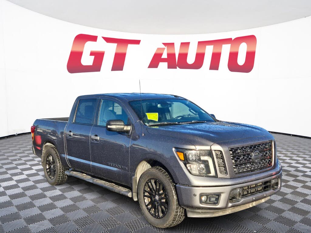2018 Nissan Titan SV Crew Cab 4WD