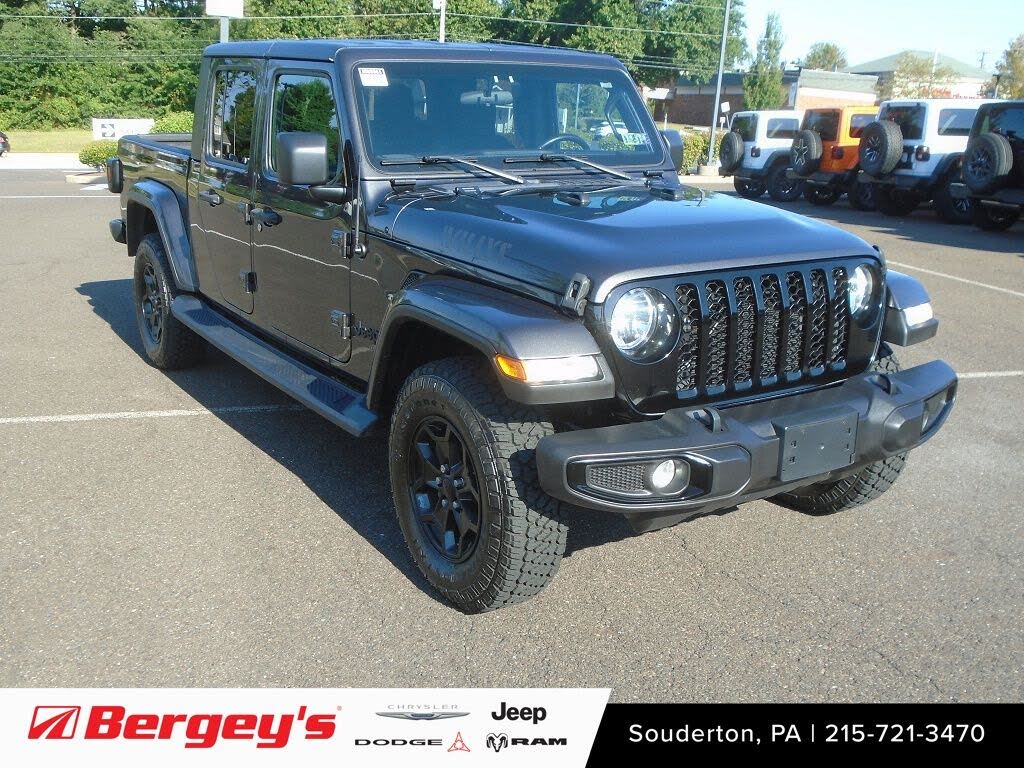 2021 Jeep Gladiator Willys Crew Cab 4WD
