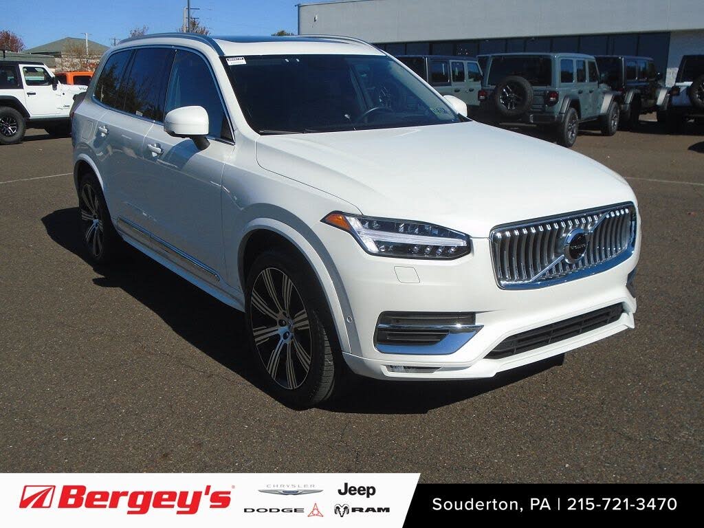 2022 Volvo XC90 T6 Inscription 7-Passenger AWD