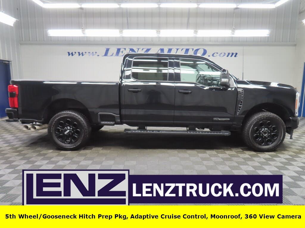 2023 Ford F-250 Super Duty Lariat Crew Cab 4WD