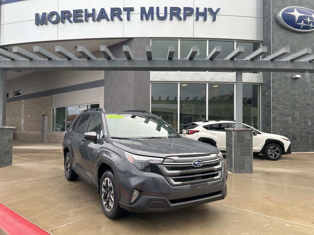 2025 Subaru Forester Premium Crossover AWD
