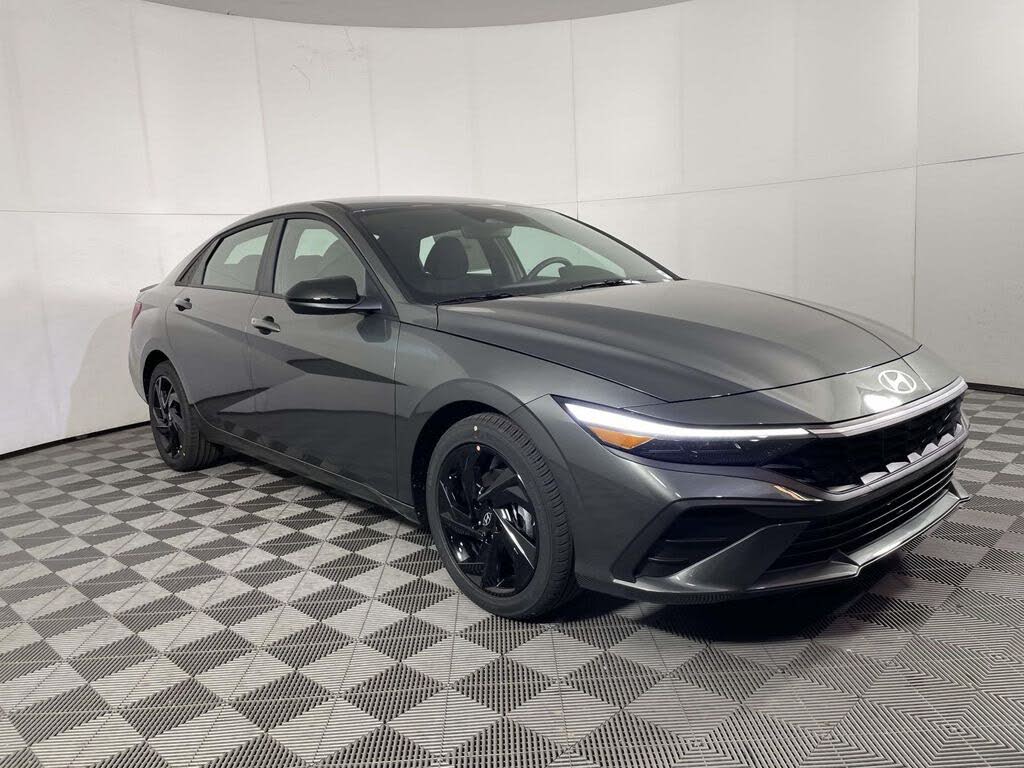 2026 Hyundai Elantra SEL Sport FWD