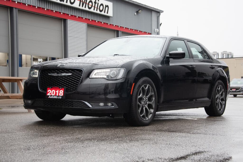 2018 Chrysler 300 S AWD