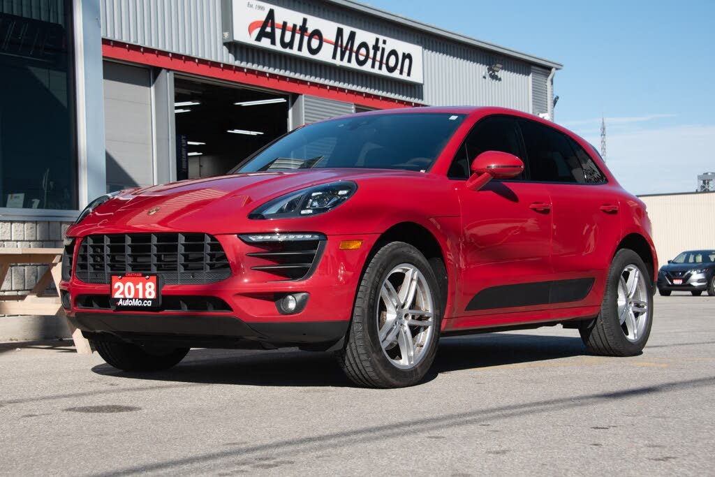 2018 Porsche Macan AWD