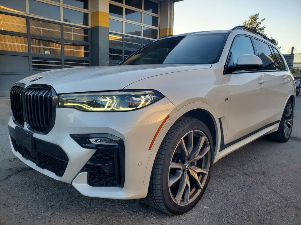 2021 BMW X7 M50i AWD