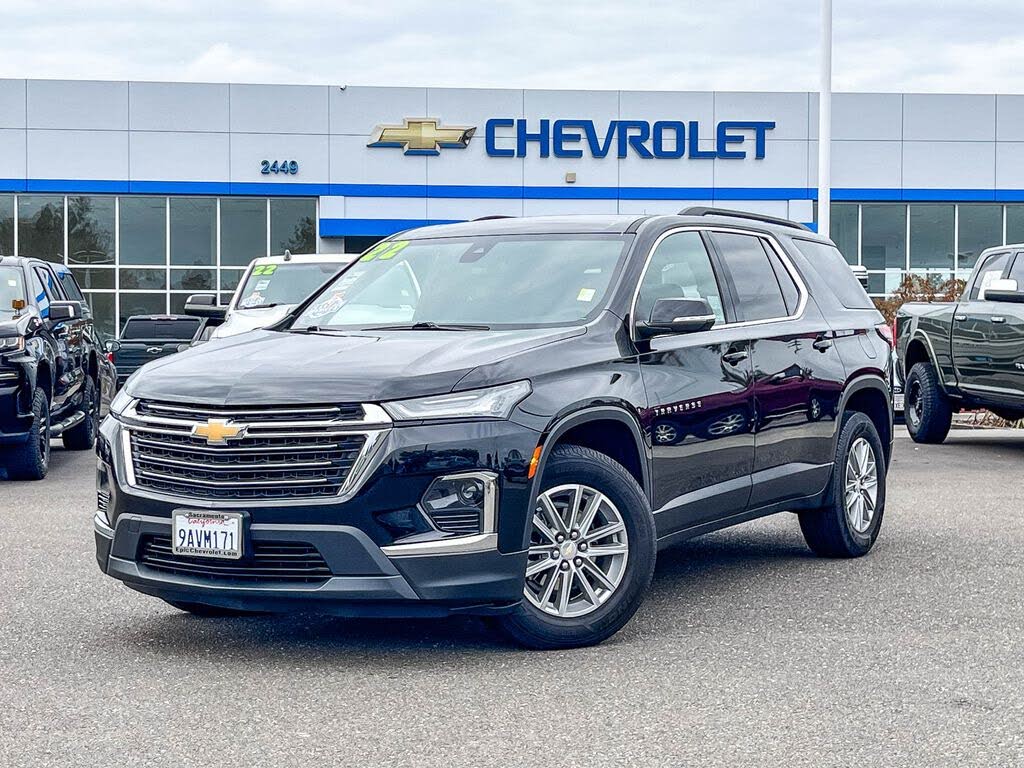 2022 Chevrolet Traverse LT Leather FWD