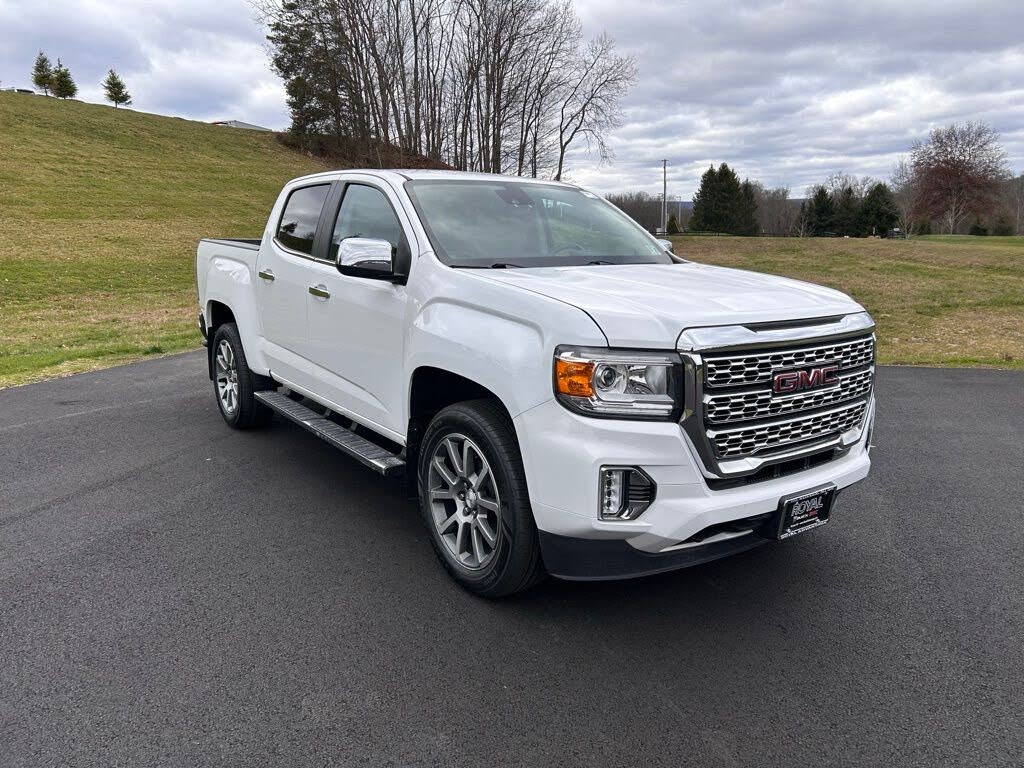 2022 GMC Canyon Denali Crew Cab 4WD