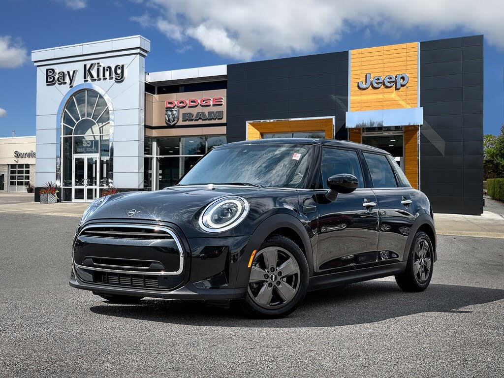 2024 MINI Cooper 4-Door Hatchback FWD