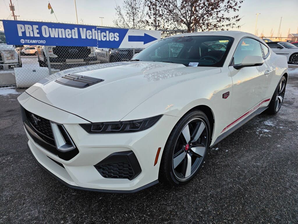 2025 Ford Mustang GT Premium Fastback RWD