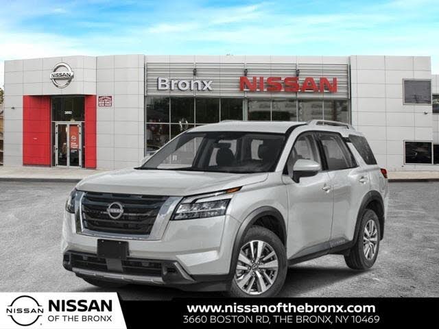 2025 Nissan Pathfinder SL 4WD
