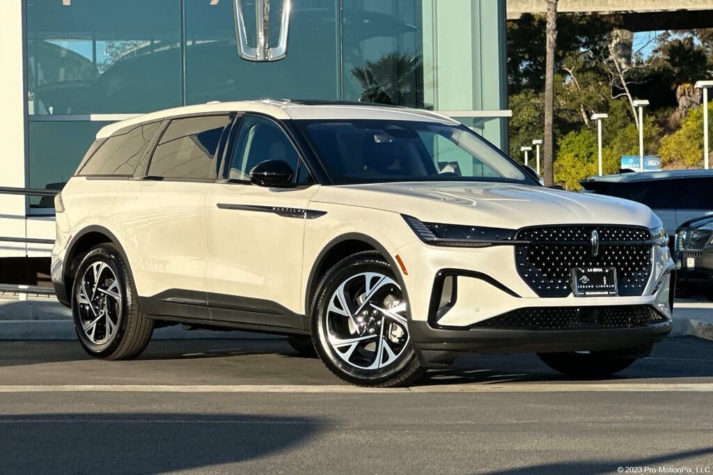 2026 Lincoln Nautilus Premiere AWD