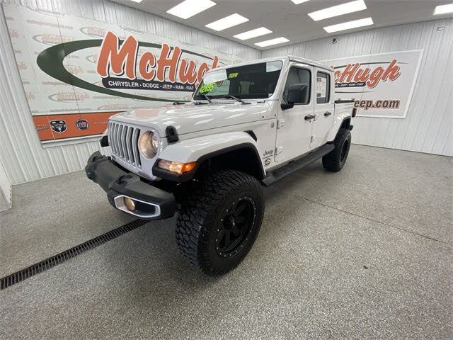 2022 Jeep Gladiator Overland Crew Cab 4WD