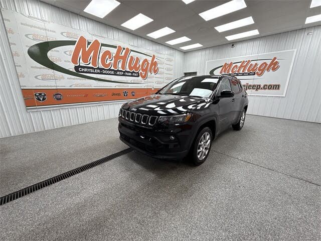 2024 Jeep Compass Latitude Lux 4WD
