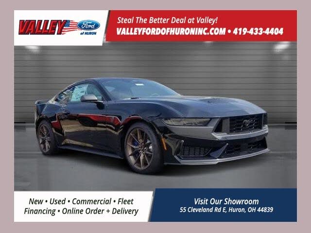 2025 Ford Mustang Dark Horse Fastback RWD